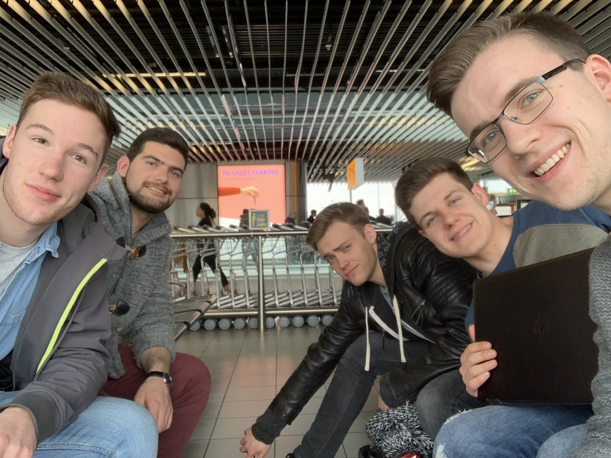 snaptrack2's tweet photo. After 5 awesome days we now have to go back home but with awesome new memories. Thanks to everyone who organized the #ImagineCup Hope we will see you all again @o_theo_s @NiCkloud0 #snapandtrack 📷🥑 https://t.co/gG74W9HCcI