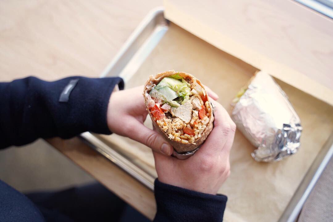 boxaproduct's tweet photo. Let’s wrap this week up already! 
Wrap: Chicken Souvlaki Whole Wheat Wrap 🌯

Need content for your business!? Message us today! 
#BuffaloNY #Buffalove #ContentCreation https://t.co/bTE72kFal1