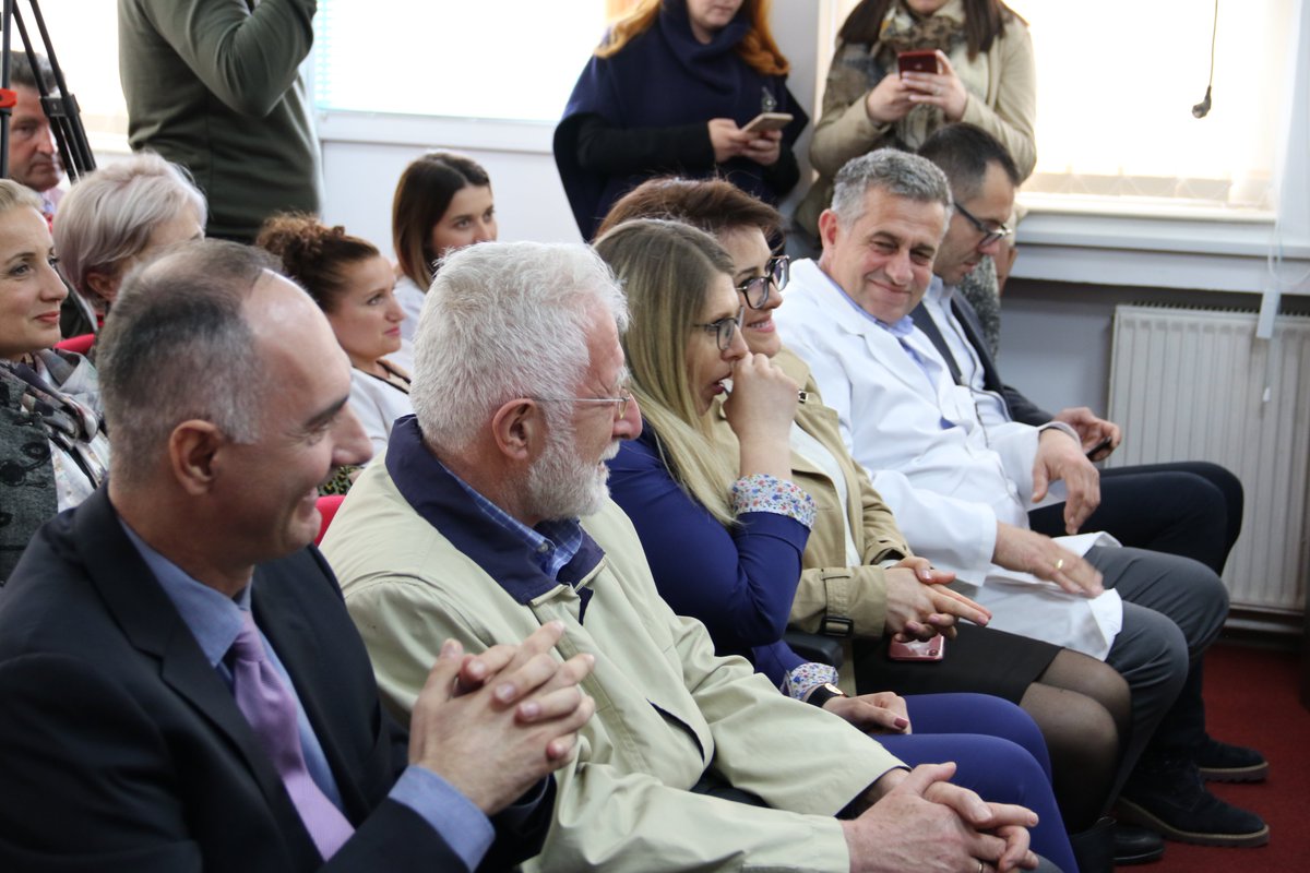 UNICEFKosovo's tweet photo. Committed2 #leavenochildbehind, @uranismaili Minister of Health, @KadriVeseliKS Speaker of the Parliament joined our team @himuratsahin in Drenas @RamizLladrovci on encouraging #nurses to reach all #children&amp;pregnant wom. in all munic. with home visiting prog. @LUinKosovo #LuxAid https://t.co/viSSm6NTlF