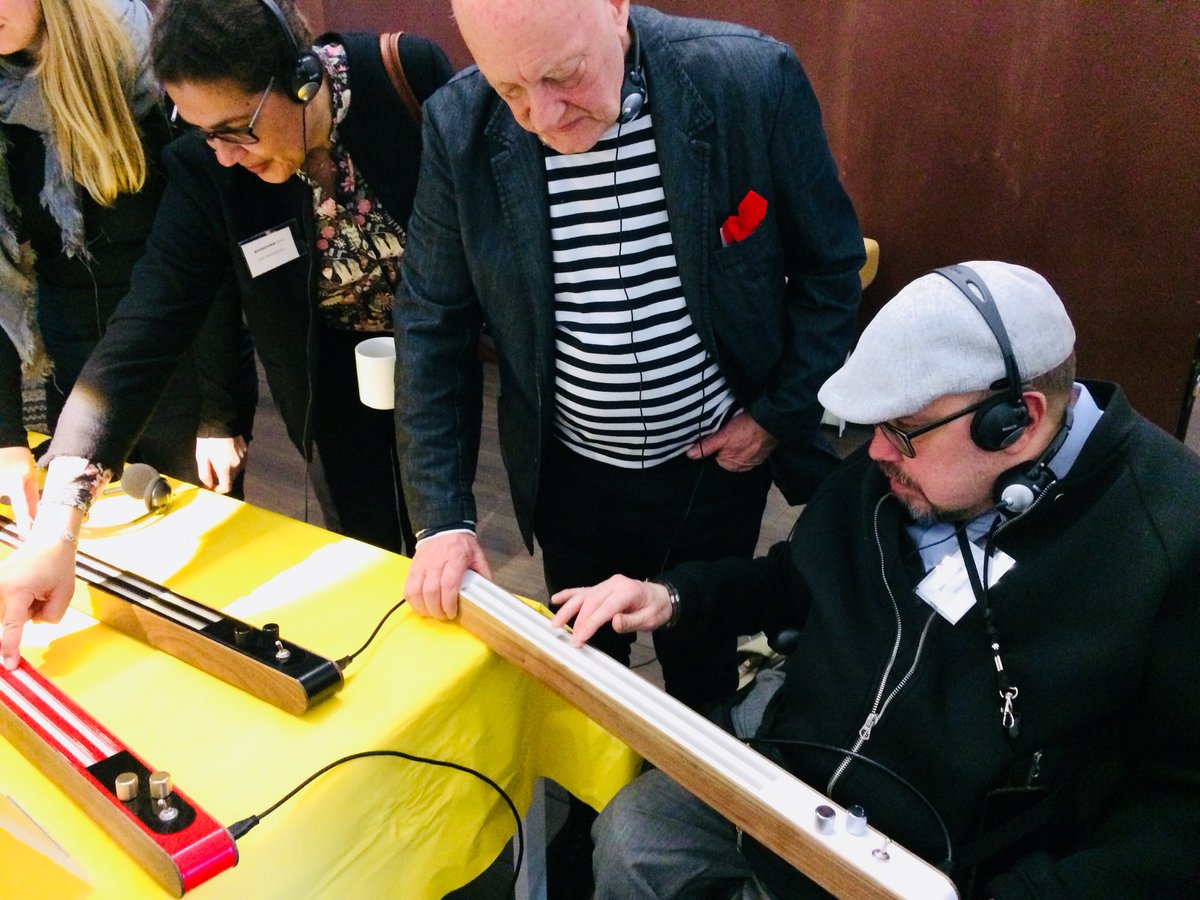 sharemusicswed's tweet photo. Hands on! The #Soundform instrument market is fun and we try out new stuff like Peter f #Parasonic and @SophiaAlexand here jamming with #JamFlow #musictech #sharesymposium https://t.co/C2fbHqYiJS