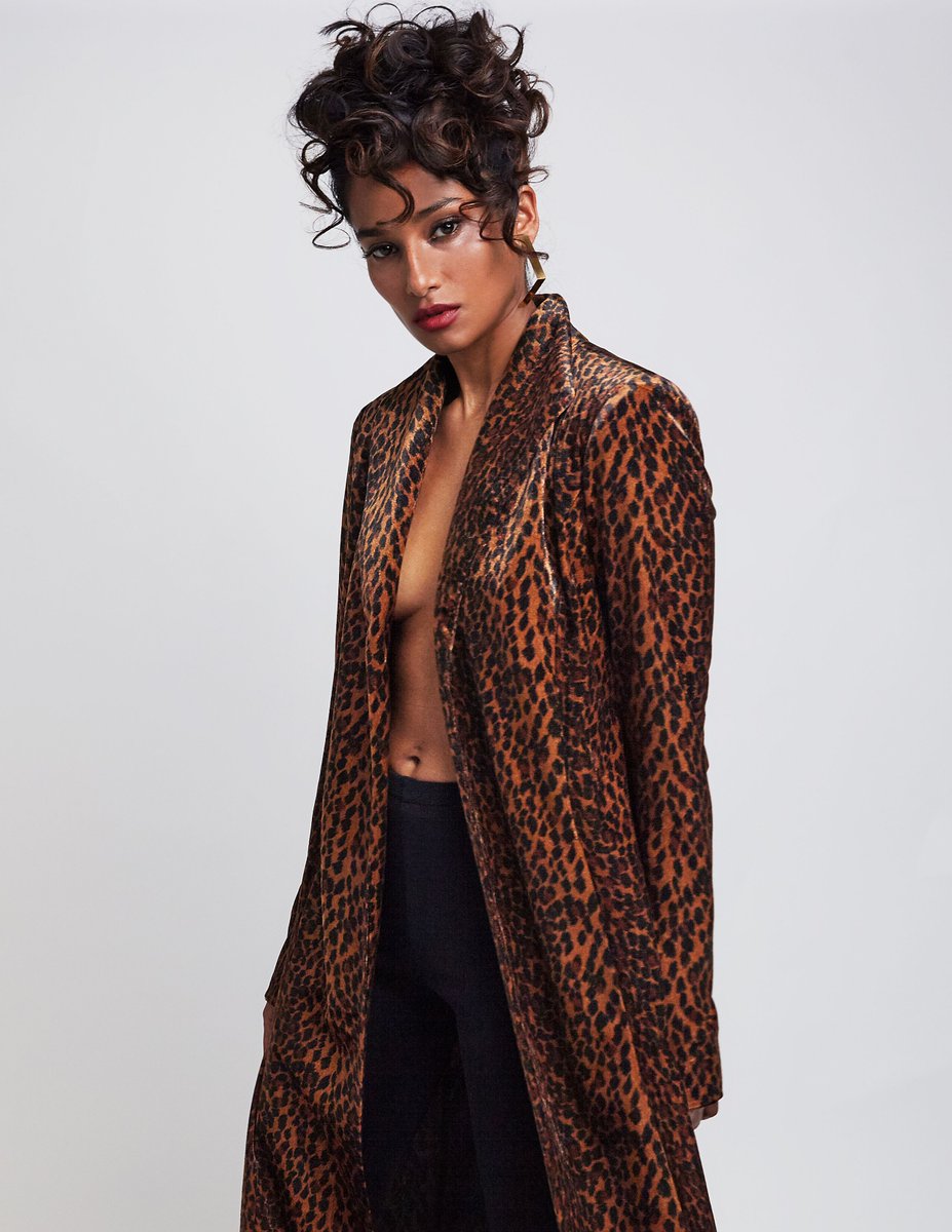 MargiKentStudio's tweet image. Leopard Split Jacket • Available Online Now
 margikent.com/shop/leopard-s… … … #margikent #margikentstudios #margikentdesigns #whatiwore #fashionable #fashionpost #vscostyle #stylegram #fashionaddict #aboutalook #madeinla #studio #lookbook #lookoftheday #ootd #visualart #outfitideas