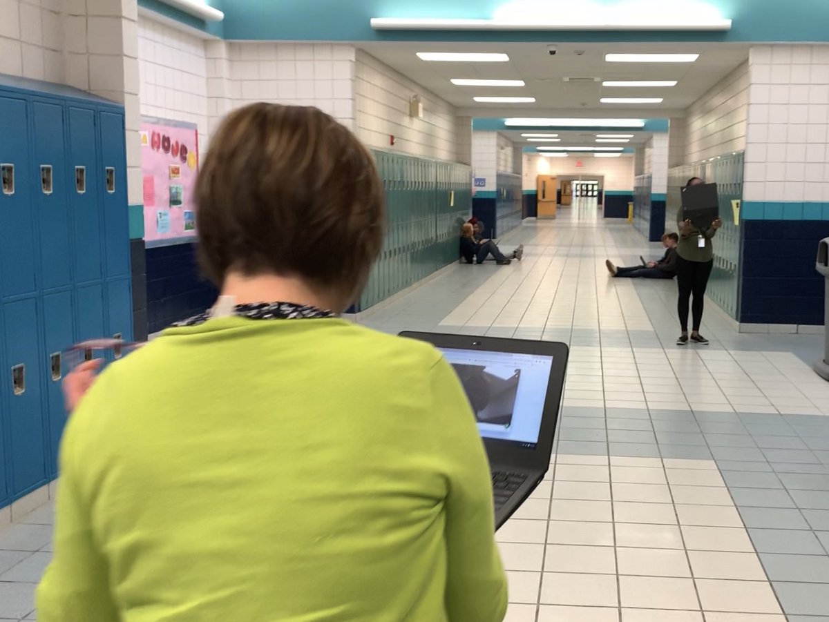 Devem's tweet photo. Give students a place to add their voice outside the confines of Topic. Let them express and explain! Great teachers at SHS bringing Voice w/ audio/video creation/mixing! @Flipgrid #AppleClips #voiceandchoice
#videoediting #pd2pl #SAMR #love2learn #embracingthedigitalmindset https://t.co/tlwmElPm4T