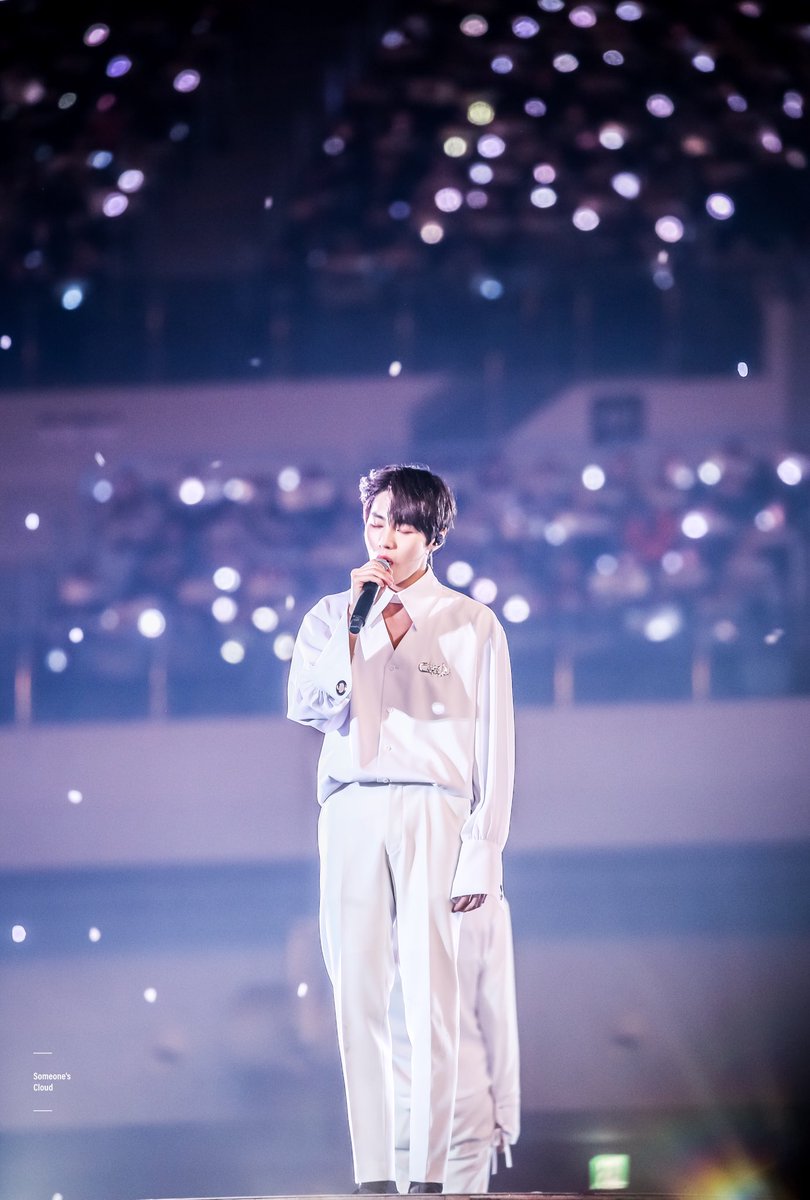 someonescloud's tweet photo. 190322

밤에도 수많은 별보다 밝은 우니
생일 축하해 💫

태어나 줘서
노래해 줘서 너무 고마워

맛있는 것 많이 먹고
봄처럼 따뜻한 좋은 생일날 되길

아끼고 사랑해 ☁️

#대왕구름_하성운_생일축하해
#HAPPY_HABIRD_DAY
#HASUNGWOON
#하성운 https://t.co/biBePWdHYU
