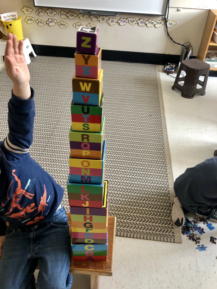 stsKinder's tweet photo. “LOOK!! It’s as tall as me!! And my arms!! Can you take a picture? My dad will love this” #voicesofmchugh #mchughmathmoments #thisishowwesel @heatherteacher2 @McHughEduCentre https://t.co/FAHO5Wic5w