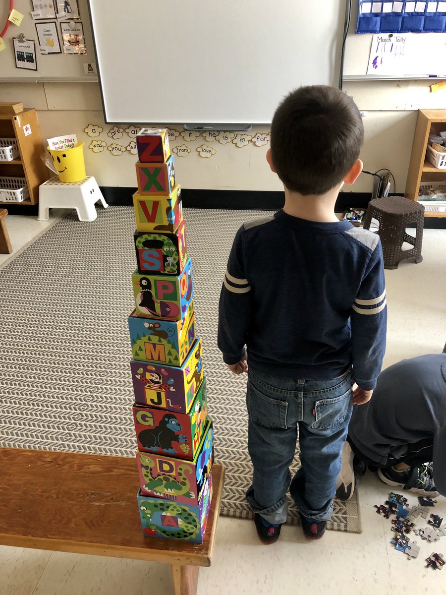 stsKinder's tweet photo. “LOOK!! It’s as tall as me!! And my arms!! Can you take a picture? My dad will love this” #voicesofmchugh #mchughmathmoments #thisishowwesel @heatherteacher2 @McHughEduCentre https://t.co/FAHO5Wic5w