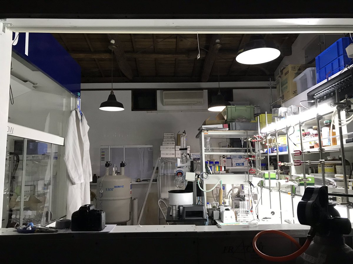 FRACTAL_SB_US's tweet photo. On this Sunday, finally we'll hold a
"OPEN Lab. Vol.1"
You can see the laboratory!of FRACTAL ; ) 
We'll hold a Science show at the same time! 
And, you'll see the Crystal of sweat and tear of Tetsuya(Tokai ON Air) with microscope. https://t.co/q89dDQ33ks