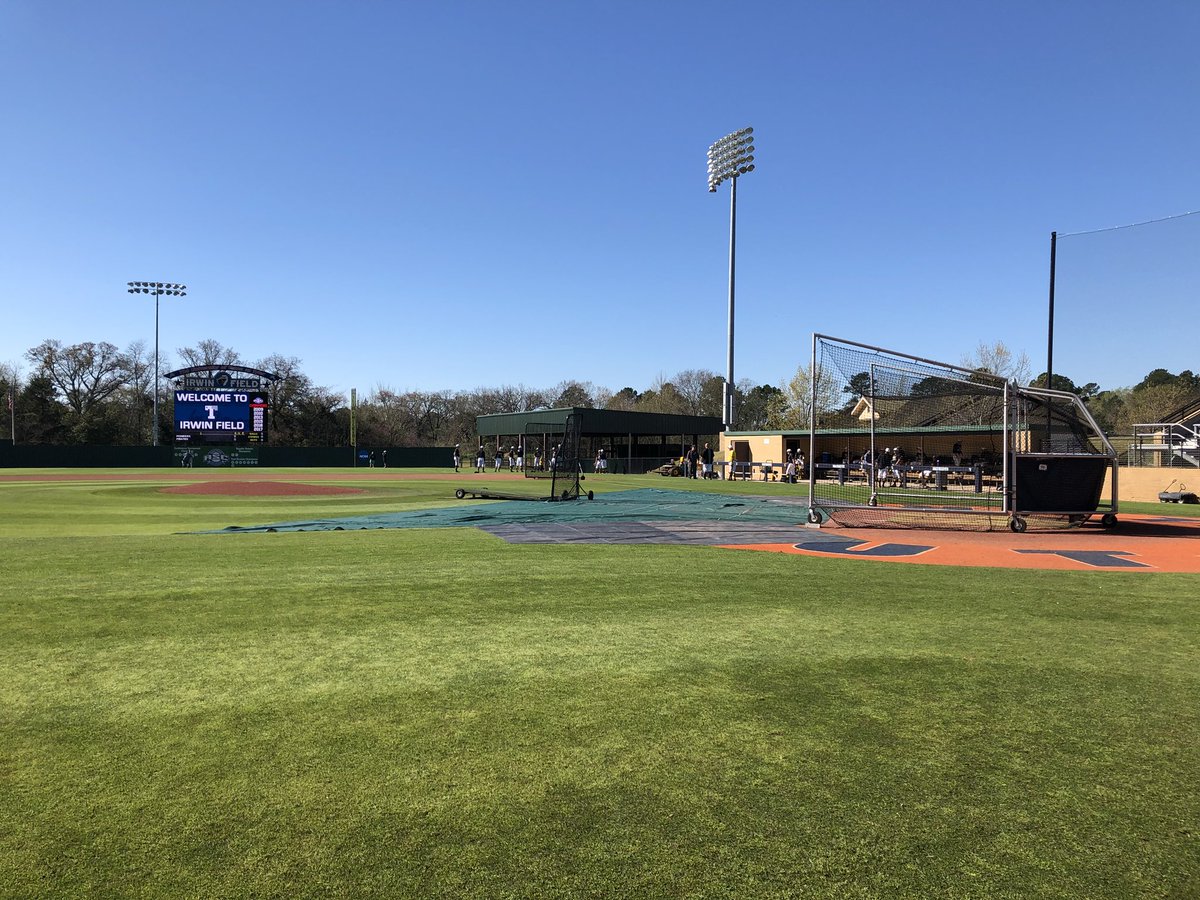 UWPlattBaseball's tweet photo. Picture perfect day for our final gameday in Texas. UW-Platteville at Southwestern, 1pm https://t.co/wcrruB6JVG