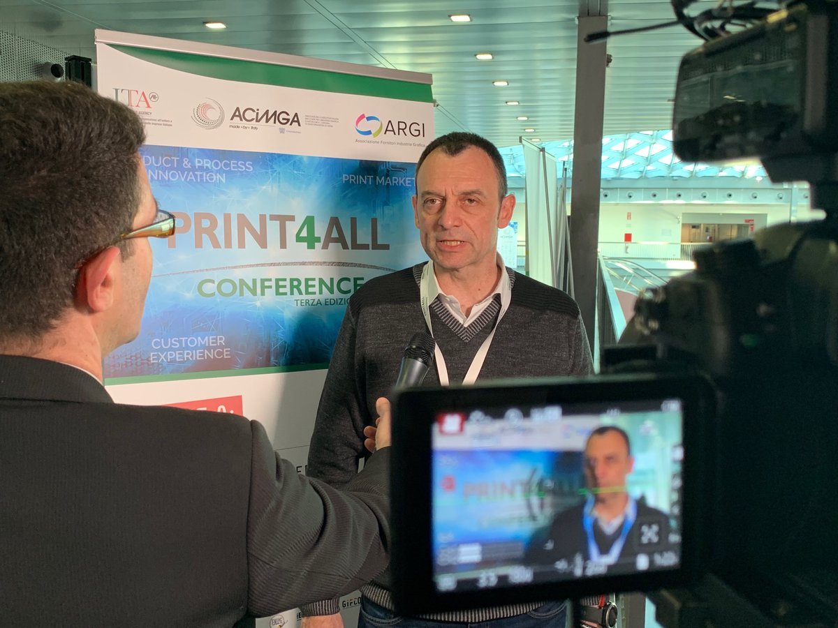 esbandi's tweet photo. Enrico Peroni, brand manager Ducati #Print4AllConference: “Per noi che trasmettiamo emozioni dirette tramite le moto, il packaging e il printing conservano una fisicità che in un mondo sempre più digitalizzato è di importanza fondamentale” ⁦@Acimga1947⁩ https://t.co/WtbvJyxbdE