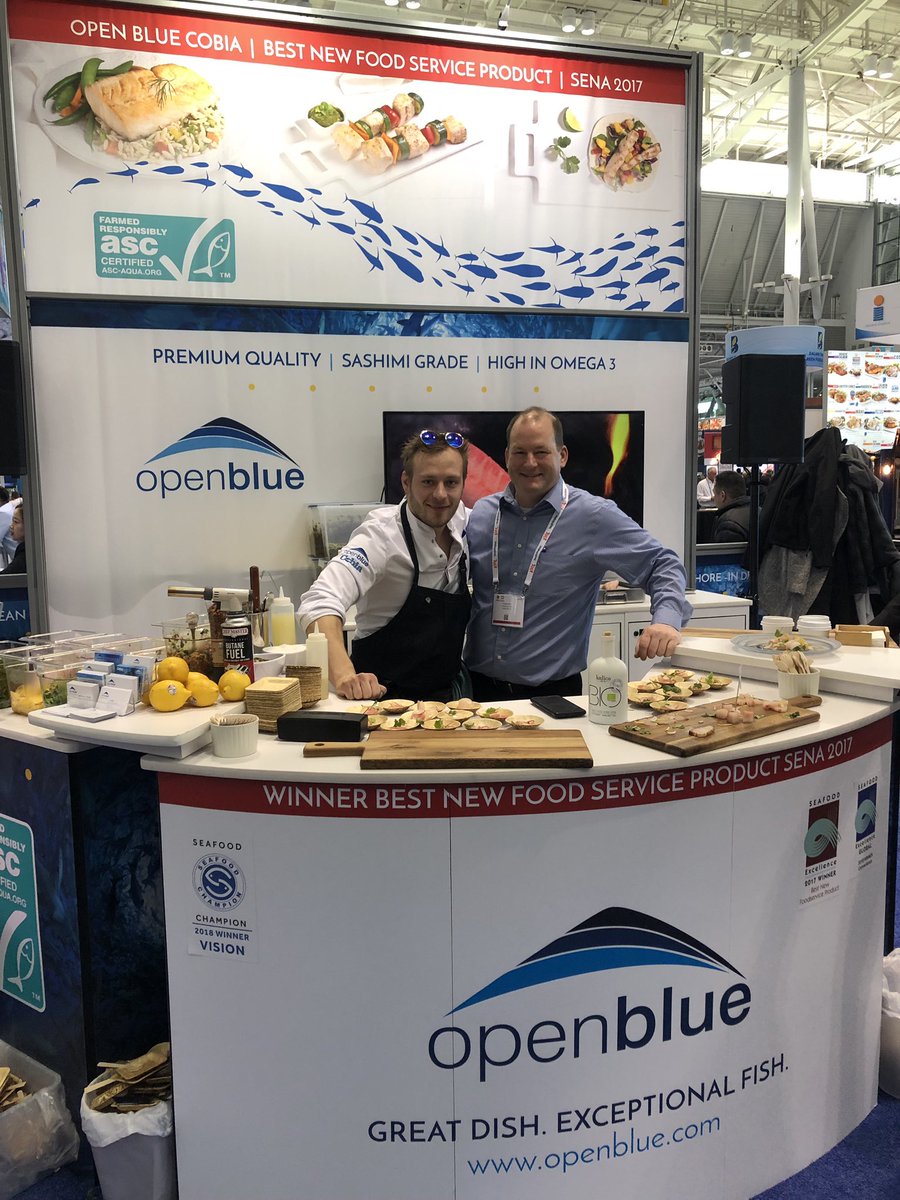 OpenBlueCobia's tweet photo. A big shout out to all at @skyline_at & Todd who are tremendous at designing, setting up, updating & keeping everything working at Expos like #SeafoodExpo in #Boston 🙌#SENA19
#TeamOpenBlue
💙
https://t.co/QED9kLIgJH
...
#Cheflife #Chef #MaxKuzniar #Skyline https://t.co/KIBbg6M03X