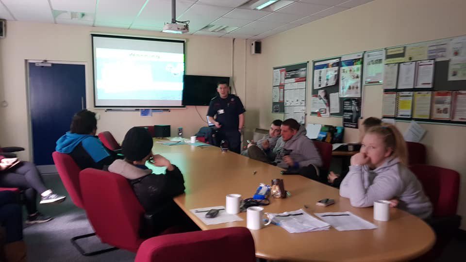 MAWWRoadSafety's tweet image. A very interactive day on Revolutions today. Some participants admitted they never wear seatbelts. Consequences shown and explained = all vowed to wear one in future 🚒🚗🏍👍#ceredigionyouthservices #fatal5 #changingbehaviour #youngdrivers
