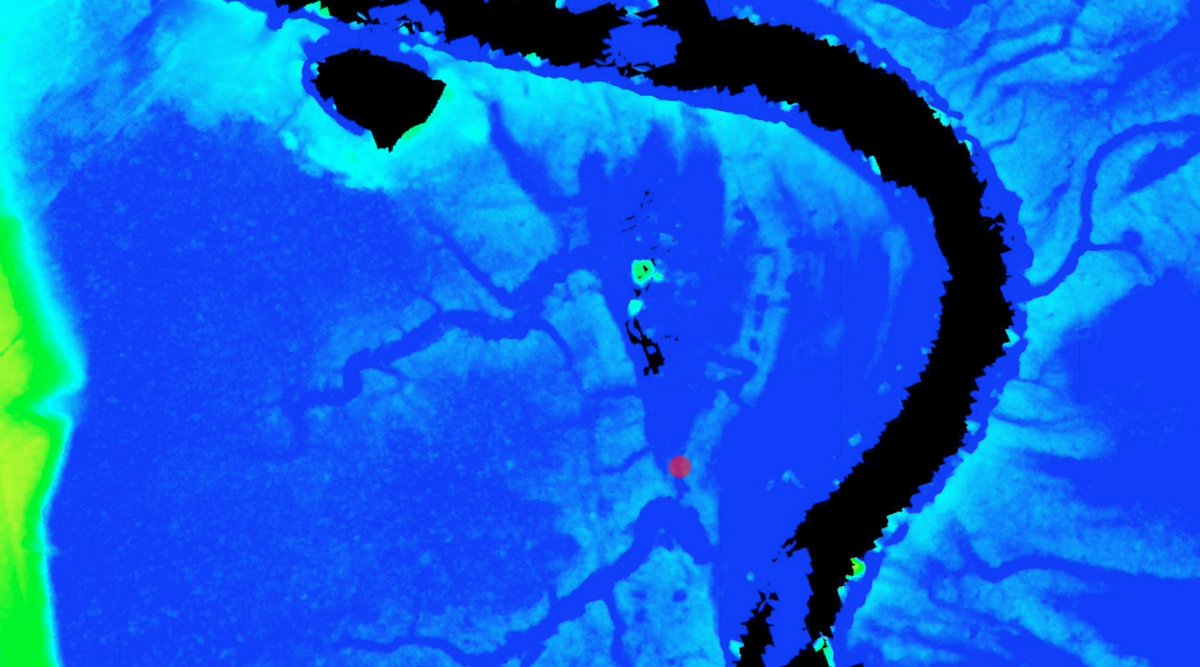 BlueMarbleGeo's tweet photo. Live at #geotalks2019, Daniel Fagerman from @LidarUSA is presenting on using @global_mapper to search for buried treasure.
#gis #bluemarblegeo #globalmapper #geography #lidar #lidarusa #bspengineers #mfbitechnologies #ngs #drones #uav #geodesy https://t.co/wdi326wAUl