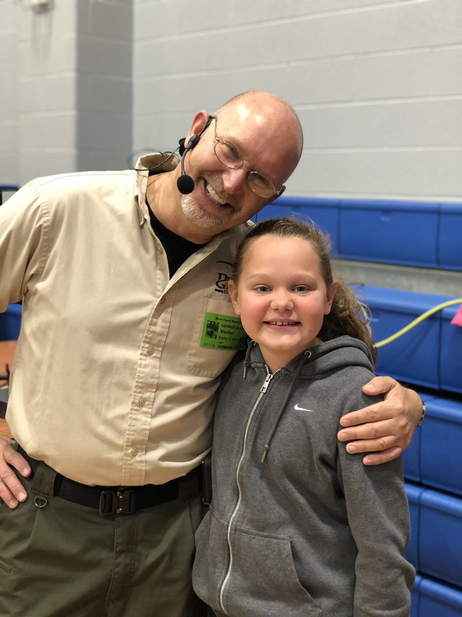 <a href="/DinosaurGeorge/">Dinosaur George</a> is here today <a href="/BlueHazeWSISD/">Blue Haze Elementary</a> it’s been a great experience for our kids!!!