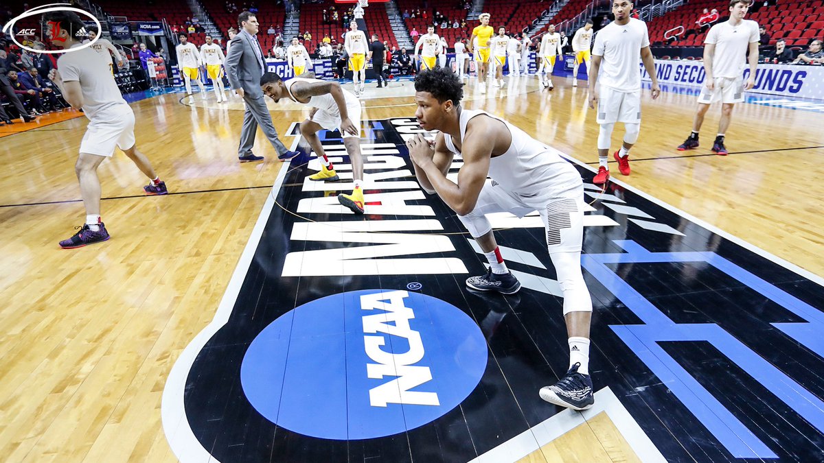 LouisvilleMBB's tweet photo. Let’s do this. Together. 

#MarchAs1 https://t.co/PjUBey1WJN