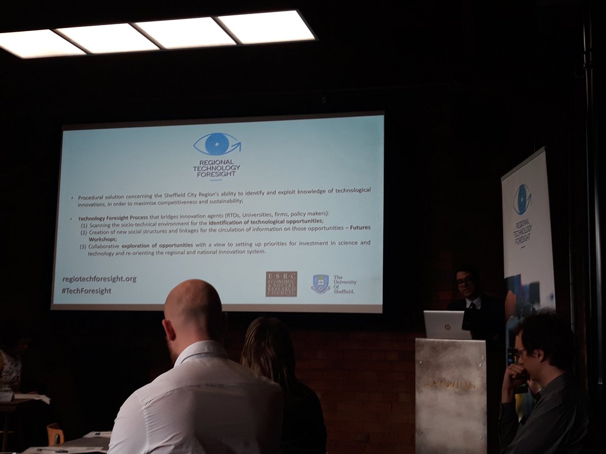 Pitch_In_IoT's tweet image. @jtmartins outlining the Regional Technology Foresight Project #TechForesight - @Pitch_In_IoT are keen to help where we can! @ResEngland @ShefUniImpact
