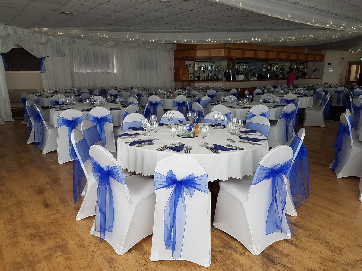 BridgwaterCoC's tweet photo. The room is all ready and looks amazing. Looking forward to seeing all those attending the Sedgemoor Business Excellence Awards at @BridgwaterRugby ....going to be a fab night! #exciting #timetogetdressedup #magicalsetting #seeyouthere https://t.co/PEv8lu6xil