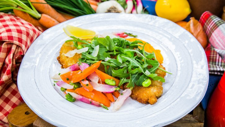 HomeandFamilyTV's tweet photo. . @chefmiacastro of #HellsKitchen, is making a delicious gourmet dish and pairing it with an arugula salad. #recipes https://t.co/I9lY4JPHYq https://t.co/Et5eSuiaZv
