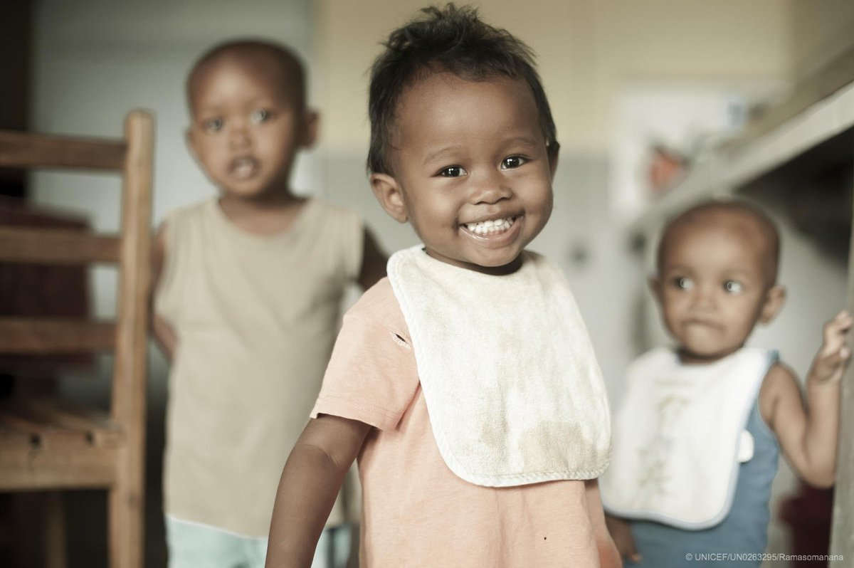 UNICEF tweet media