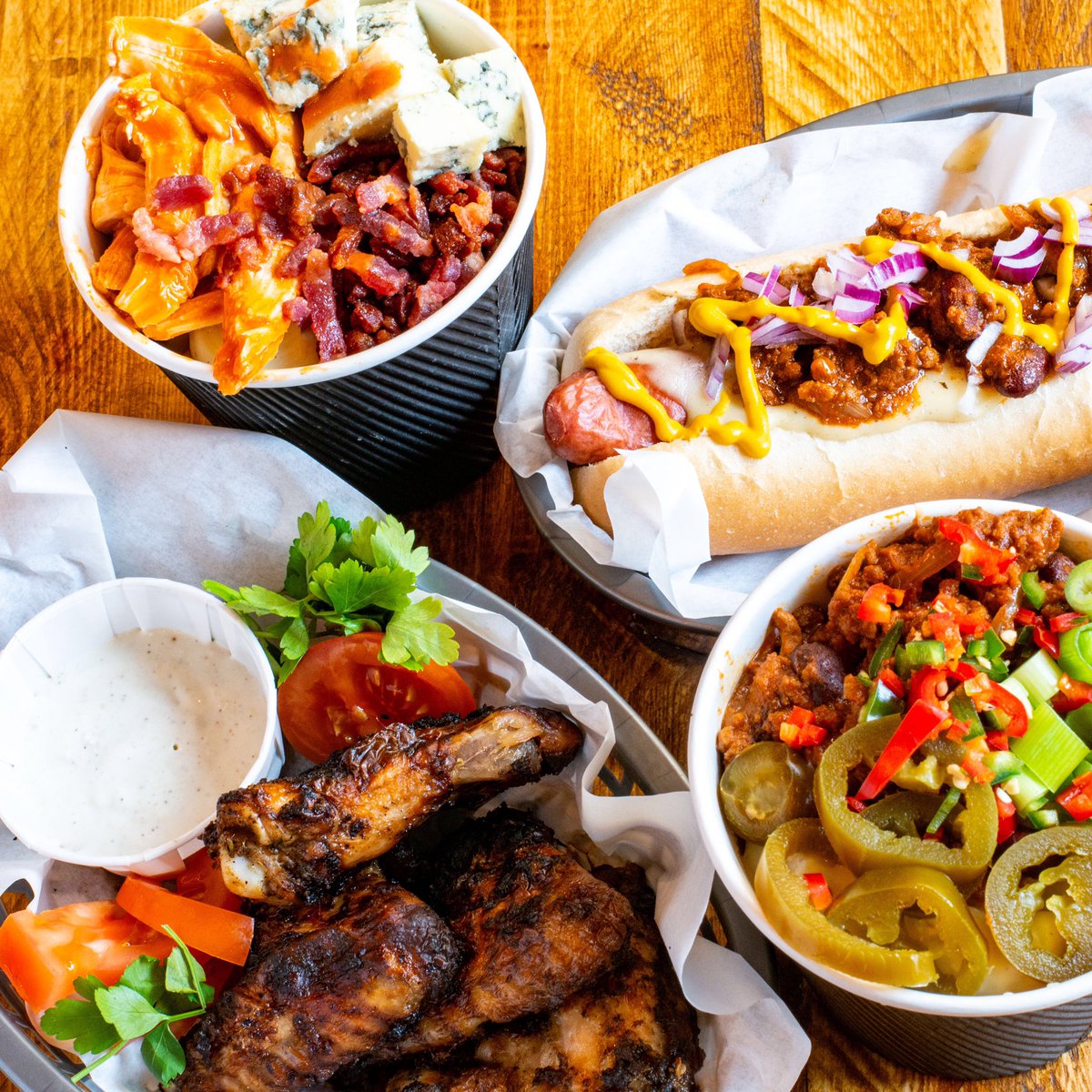 Sammonds_Photo's tweet image. What a cute little pub! Idle Hands Brighton #beer #pub #drinkbeer #realale #goodbeer #fancyapint #brightonpub