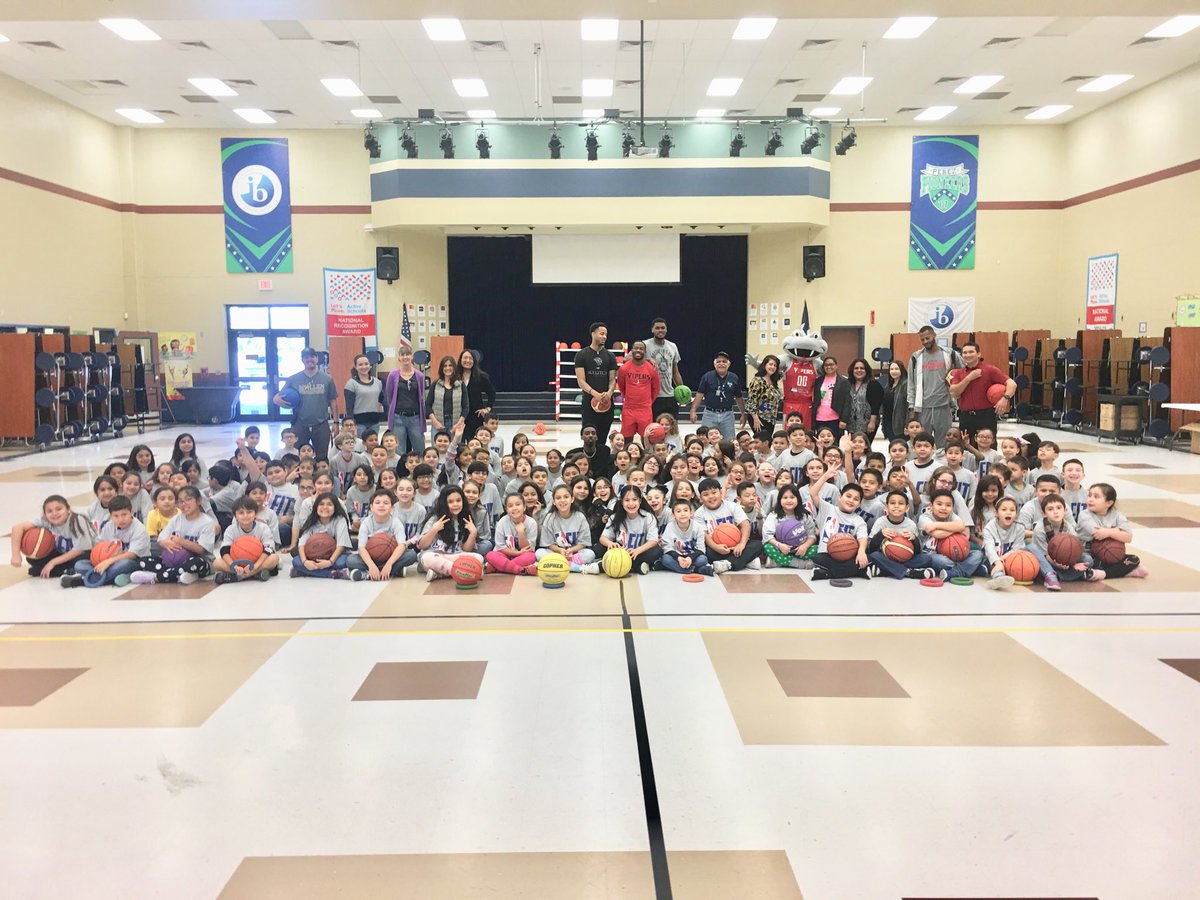 #Rgvvipers #NBAFITWEEK 2nd grade Rocks @perezpioneers