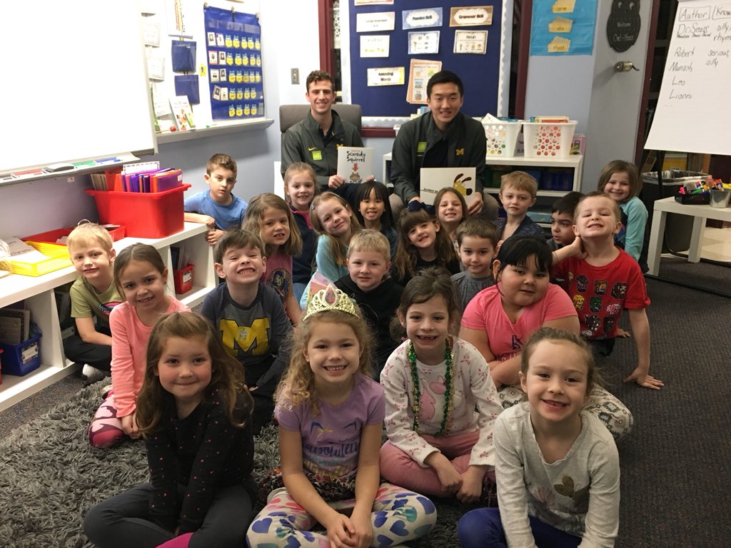 HorvathOwlStars's tweet photo. Thanks @cy98cheng and @JHert_113 for dancing and reading with us in Kindergarten this morning! Hope you enjoyed Scaredy Squirrel as much as we did!! 📚 #marchisreadingmonth @umichsoccer Go Blue!! 〽️⚽️ https://t.co/JwyC2cJJsa