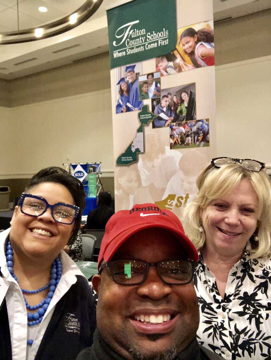 amills4's tweet photo. Appreciate having @FCS_SEC join the @GO_Fulton team here at @ugaCOE and @UGACareerCenter today! #TooTalent is in the #ComeHomeToFulton #HunkerDown #TeamCollabs #CultureBeginsWithYOU https://t.co/lRdTmdDTpx