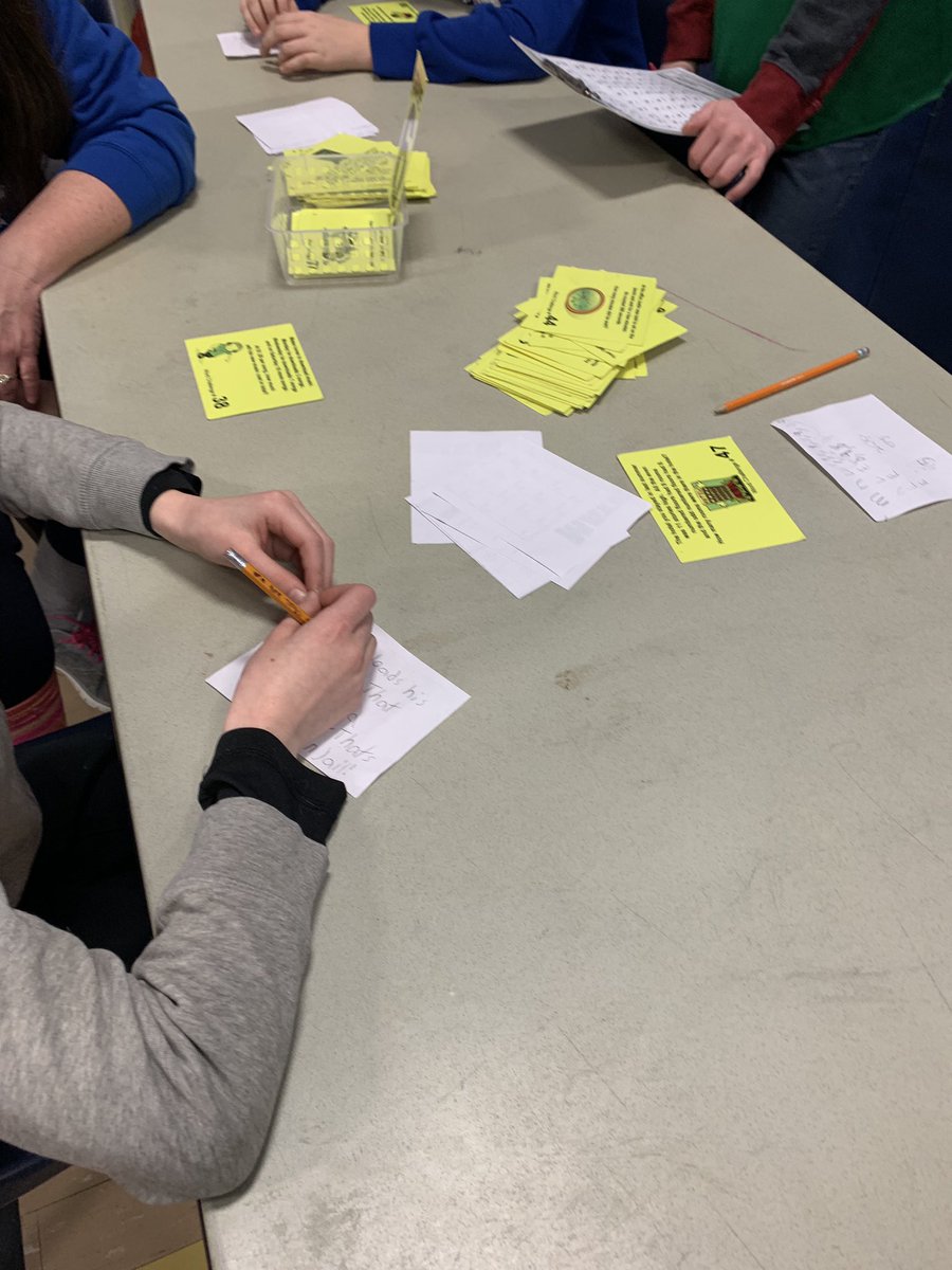 MeghanGroves6's tweet photo. Amazing Mathletes sessions at Cartwright Central PS. #mathletes2019 #mathempowers https://t.co/4AlYQiNT5A
