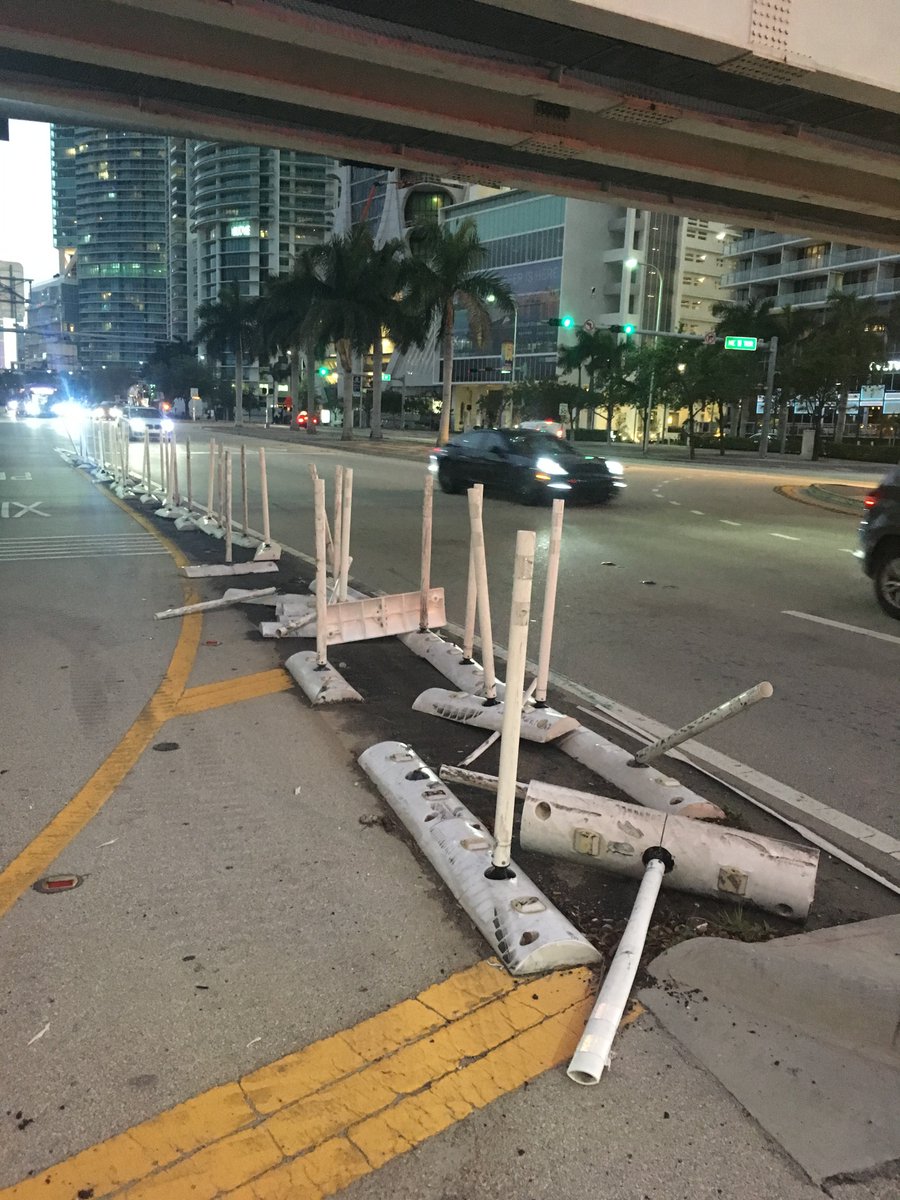 TransitMIA's tweet photo. The carnage continues on Biscayne Blvd.
These are images from the last few days (via @MiamiBikeLawyer @cyclingurbanist @TransitMIA) – familiar sights on many major roads across our County.
@MyFDOT_Miami response earlier this month?
"This issue is now closed".
#FixBiscayne https://t.co/gsc8XEtJ0c