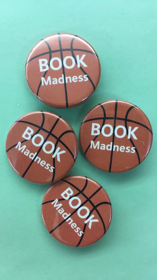 dhs_library's tweet photo. Checkout a book and get a button. March Madness starts today and out annual Battle of the Books is in full swing. #dhslib
#readeveryday
#loveyourlibrary https://t.co/tWbS9LUIdz