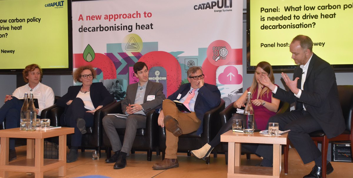 EnergySysCat's tweet photo. "What low carbon policy is needed to drive heat decarbonisation?"
@heatpolicyrich @DavenportJuliet Richard Twinn from @UKGBC Tony Glover from @energynetworks and @Jenny_C_Hill join @guynewey in debate ... #ESCHeat https://t.co/AhNZ15uH8R