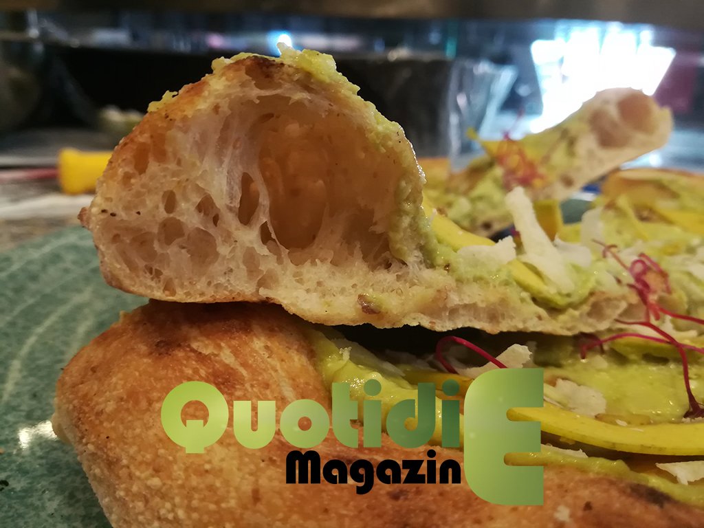 QuotidieMensile's tweet photo. Il nostro Direttore @LauriSimona al lavoro con @paolinobucca #corsi #eventi #master #pane #pizza #panificatori #associazioni #enti #agenzie #pizzaioli #media #stampa #MadeinItaly #prodottitipici #show #cooking #formazione #aggiornamento #avviamento #tv #skytv #ALICE #food #bread https://t.co/hr3T9FA6S8