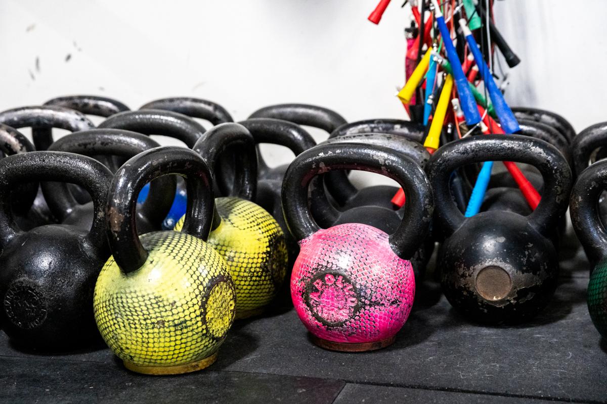 CrossFitMagna's tweet photo. Exercise = endorphins. Endorphins = happiness. So it's safe to say a good workout is the key to happiness, right? https://t.co/xKIXdOfOCF