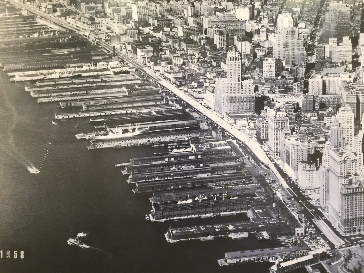 bpca_ny's tweet photo. PIERLESS WONDER: To mark 50 years of #BatteryParkCity we're sharing pics from the archives. Here, a look at Manhattan's lower west side in the late 50s, where in place of these old piers a new neighborhood would rise. #BPC #BPCCommunity #BPC50 @GPTA_BPC @DowntownNYC @yuhline #TBT https://t.co/liVRhWJw8U