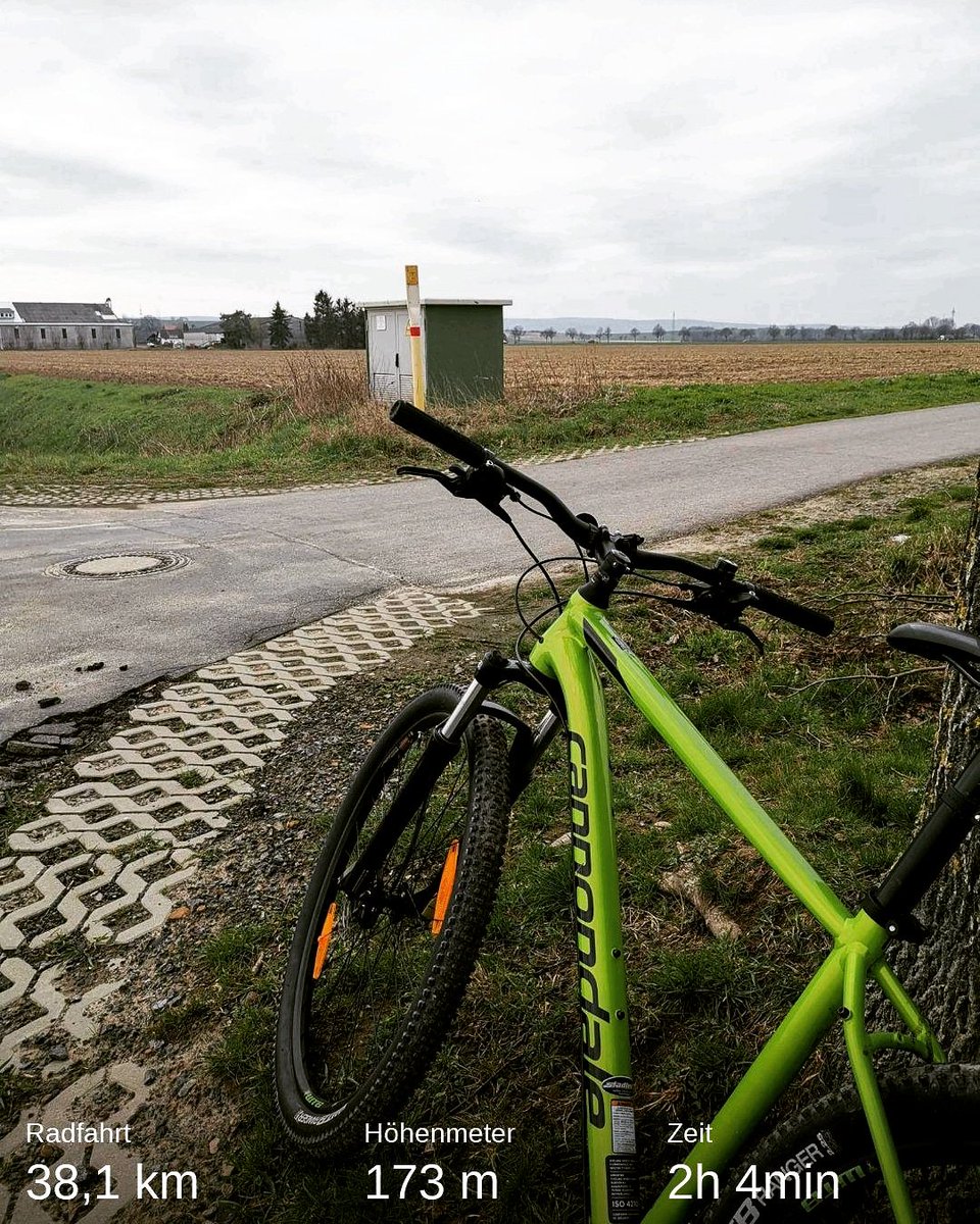 VilleMarv's tweet photo. Kleine Radtour am gestrigen tag🚵🚲👍
#mtb #mountainbiking #mountainbike #Fahrrad #Hannover https://t.co/0s4OCCABSN