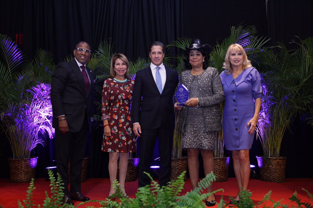 MDCPS's tweet photo. Congratulations to the recipients of the 2019 Superintendent’s Choice Awards - @5000RoleModels, @MiamiDadeCounty, @RoyalCaribbean &amp; @FatherhoodTFSF! These organizations have demonstrated an extraordinary and ongoing commitment to education. #MDCPSpartners @MDCPSCommunity https://t.co/CRbDOKxE2D