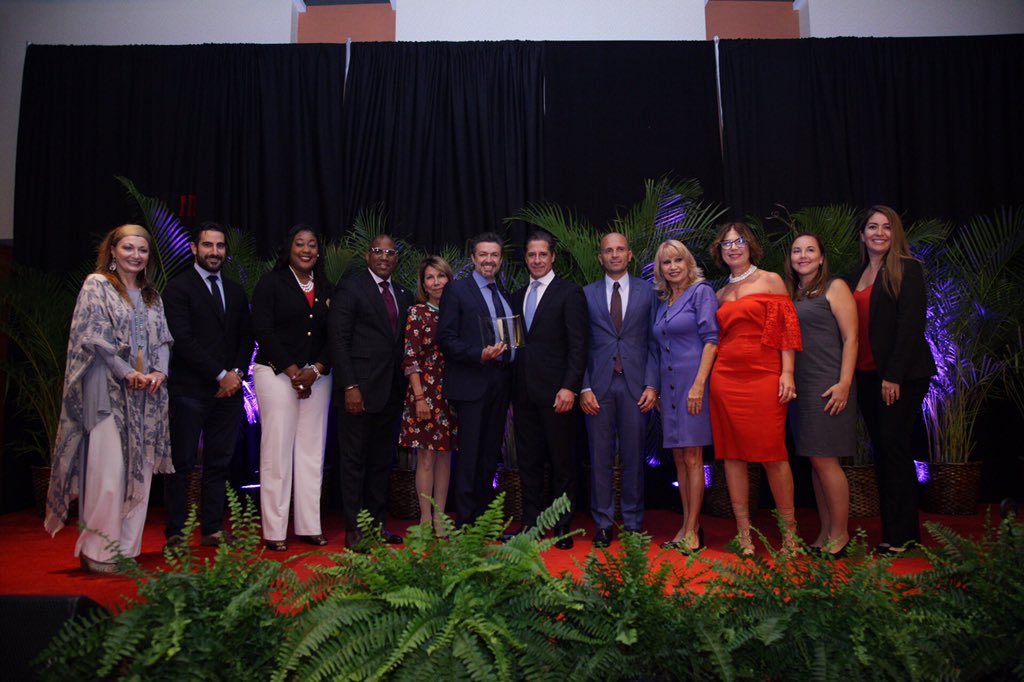 MDCPS's tweet photo. Thank you to our thousands of Dade Partners who provide their talent &amp; resources to our schools by serving as mentors, providing workplace experiences through internships, providing incentives for academic achievement or by sharing their knowledge. Congratulations! #MDCPSpartners https://t.co/8oHNNHr30E