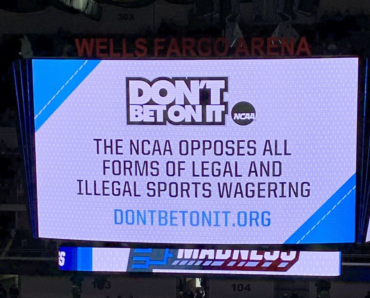 comediocre_'s tweet image. HAHAHAHAHA @NCAA .... hahaha  y’all are just too profoundly ethical..