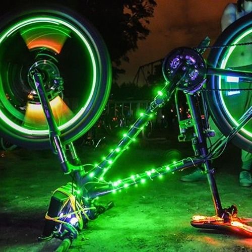 mylesholman's tweet photo. Arcade Bike Rave - JPOD - Weston - 49m is a personal fave .. https://t.co/lnwzq1IKOB https://t.co/eP4ljUM2KL