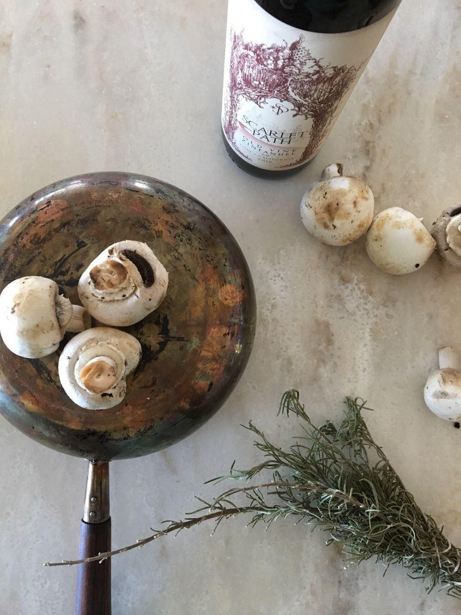 housecookware's tweet photo. On my latest blog post, I share my top five things that always seem to turn out just right when cooked in copper. A huge part of that is the precision of heat, and how quickly the food stops cooking when you shut off the flame #cookingincopper #cookingtips https://t.co/33oU7a7Uvc https://t.co/FTgd4SkXJz