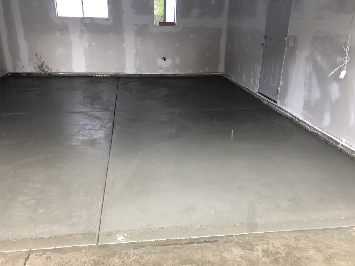 lovefiggy's tweet photo. New garage coming through ...Who diiis https://t.co/3czESi9FVu
