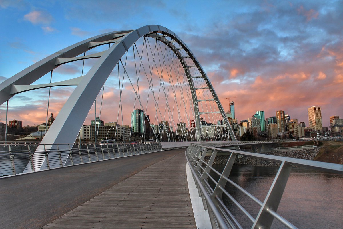 MacEwanSCE's tweet photo. Stand up for the environment, small business or healthcare initiatives by lobbying effectively. Learn how to get access to and communicate with decision-makers to effect legislative change in this one-day workshop on April 30th.  https://t.co/64vZ9ZM6aM
#yegdt #yegbiz https://t.co/ARpVaeBjzJ