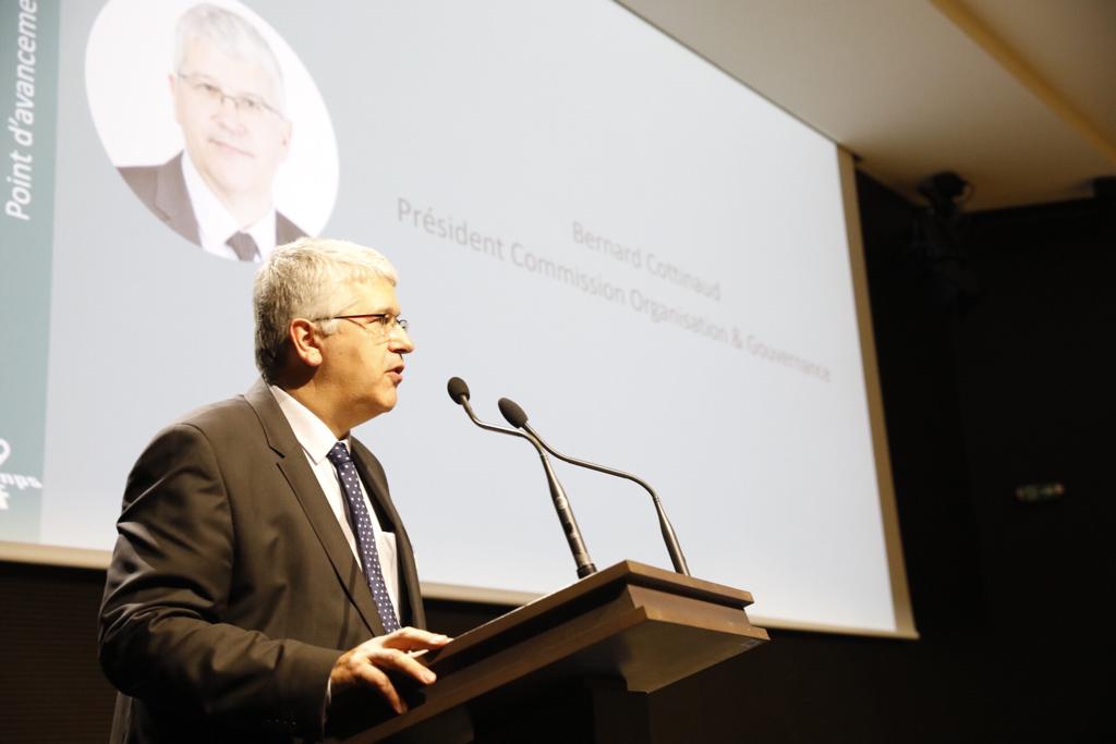 USF_officiel's tweet photo. Sur scène, Bernard @cottinaud, Vice-Président #Stratégie de l'#USF_fr, @InventyConsult et @PwC_France pour faire un point d'étape sur la #NoteDePerspectives "#S4HANA, Les chemins pour y aller". #SAP #PrintempsUSF https://t.co/kbQ29chLe9