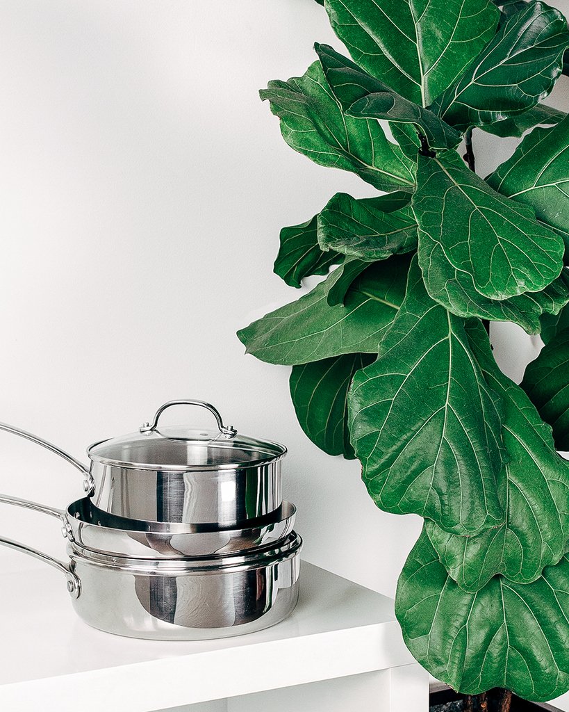 BrigadeKitchen's tweet photo. What's better than a #MarchMadness upset? #BrigadeKitchen cookware. #JoinTheBrigade https://t.co/EnChA678r6