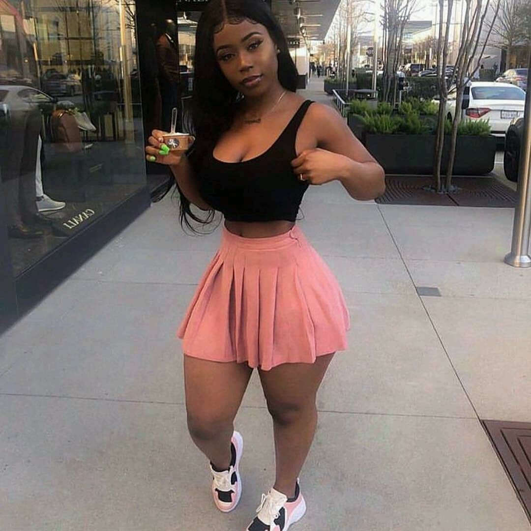 missfarofaro tweet media