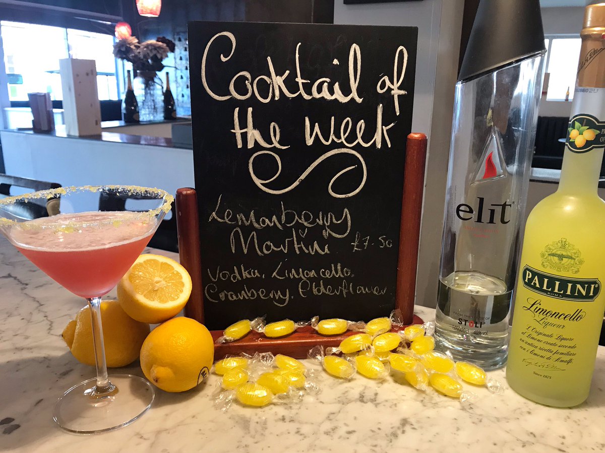 cafelilli's tweet photo. Lemonberry Martini 🍋🍋🍋 New cocktail of the week @cafelilli #springcocktails #refreshing #cafelilli https://t.co/hEQtM5tjnY