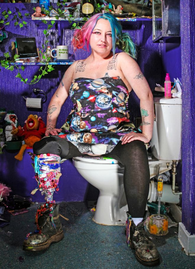 Wordlifeuk's tweet image. Happy World Poetry Day! If you're looking for more poetry in your life come see Jackie Hagan &amp;amp; Amy King at @DINAvenue on the 19th May, or Roger McGough and @stanskinny at the @Abbeydale_PH on the 21st May as part of the @SheafPoetryFest