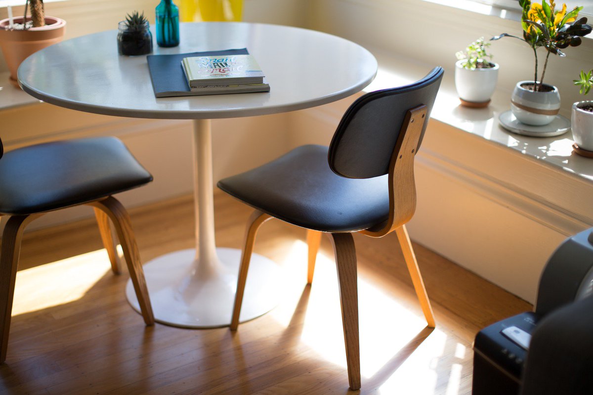 FurnAssemblTeam's tweet photo. Chair assembly service
#FurnitureAssemblyTeam #assembly #furniture #assemblyfurniture #furnitureassembly #needassembly #installation #dining #diningtable #diningroom #diningroomideas #diningchair #diningroomdesign #diningroomtable #diningarea #diningfurniture #diningset https://t.co/q8i59exZzX