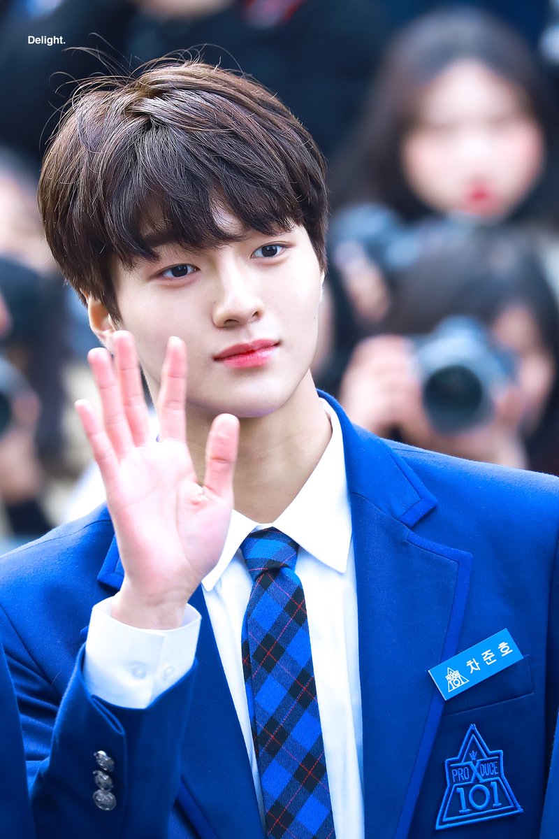 delight_2002's tweet photo. 190321 Blue Carpet

#PRODUCE_X_101 #프로듀스X #프로듀스X101 #프로듀스_X101  #울림 #울림연습생 #차준호 https://t.co/45hBg3nnY9