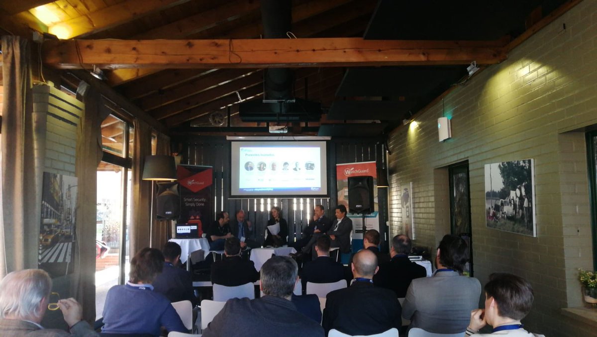 Aryan_VAD's tweet photo. Todos atentos a la mesa redonda de #AryanSecurityDay! https://t.co/nIVgpGg9Uz