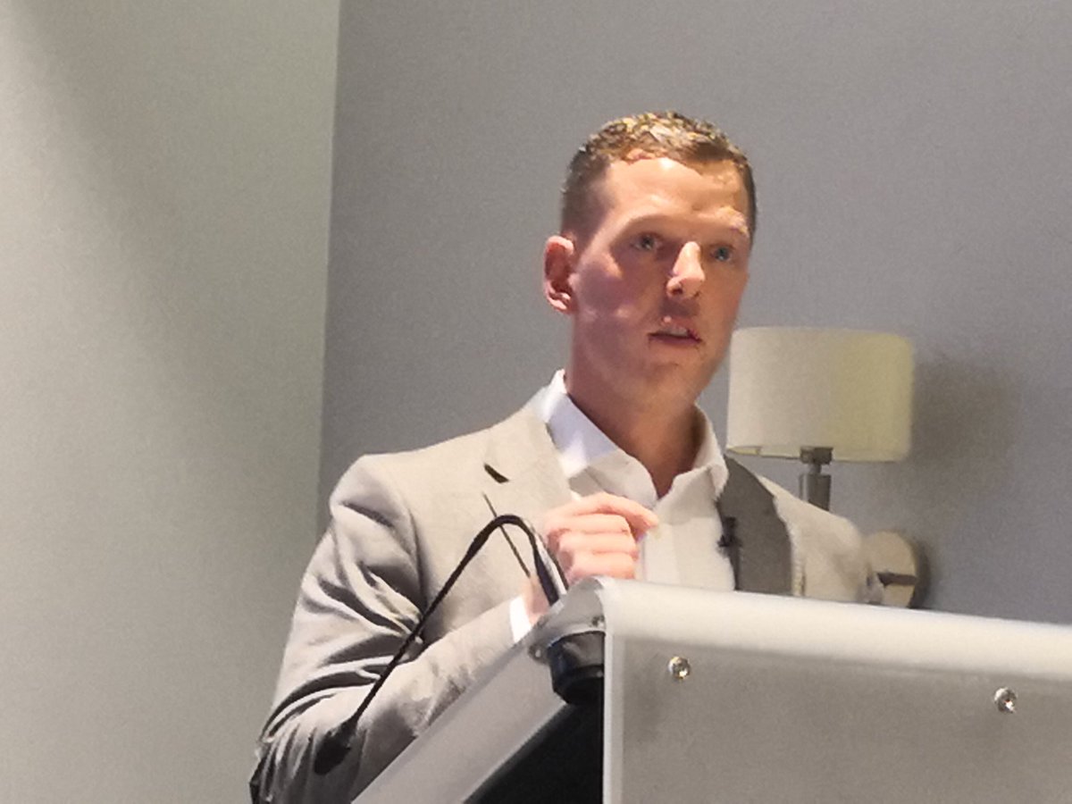 thomaspower's tweet photo. This man @patlynes is really going places with @SullyandStan hosting #InterimExecutives across multiple @WhatsApp groups covering all topics ...very impressed (one to watch) like @JayShettyIW @SyedAhmed #futurebusiness19 https://t.co/jV0eUTSnw1