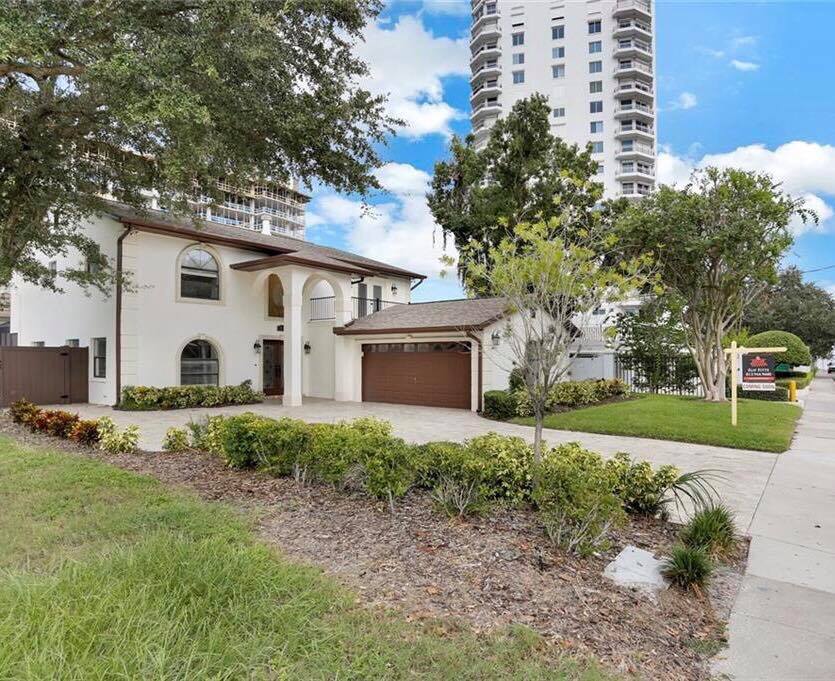 outfastrealty's tweet photo. What Will Buying An Investment Property In Tampa Bay Really Cost you?
https://t.co/QzBhrwttQe
#Investing #RealEstate #Home #Investment #HomeSale #Tampa #Rental #RentalProperty #TampaBay #Florida #OutFastRealty https://t.co/5I9iixemY1
